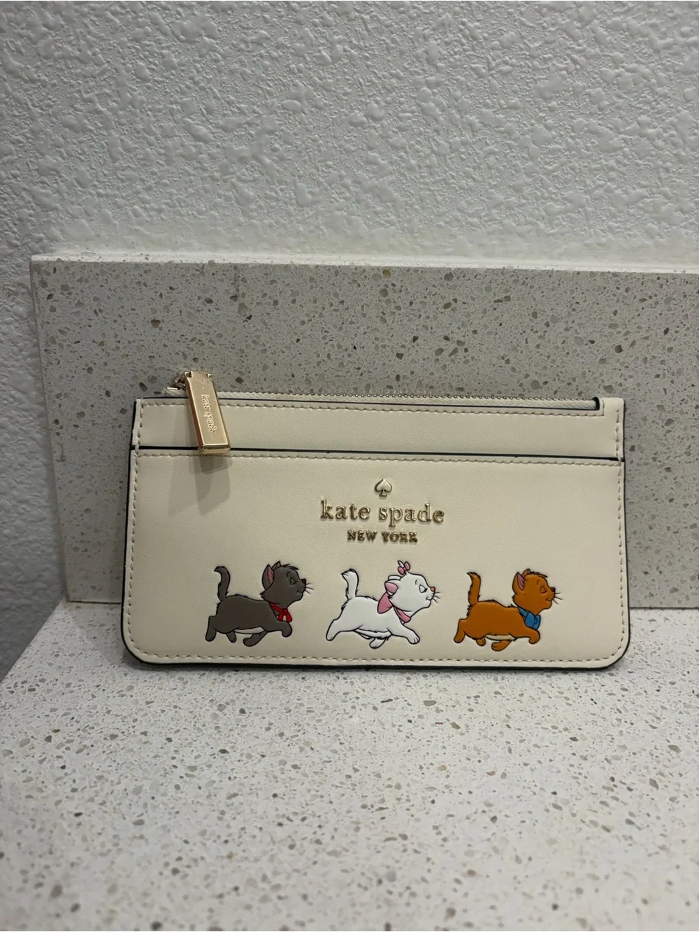 Kate Spade Disney Aristocats Marie Card Wallet Case Excellent